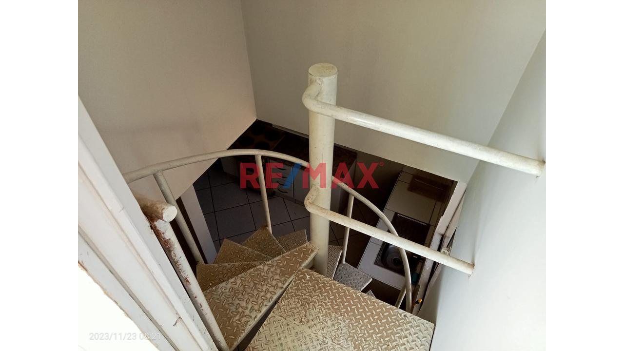 Casa Urbana De 2 Pisos En Urb La Alborada En Pisco - 4