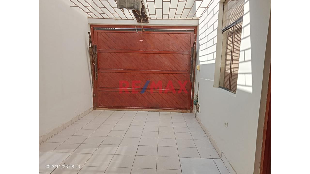 Casa Urbana De 2 Pisos En Urb La Alborada En Pisco - 20