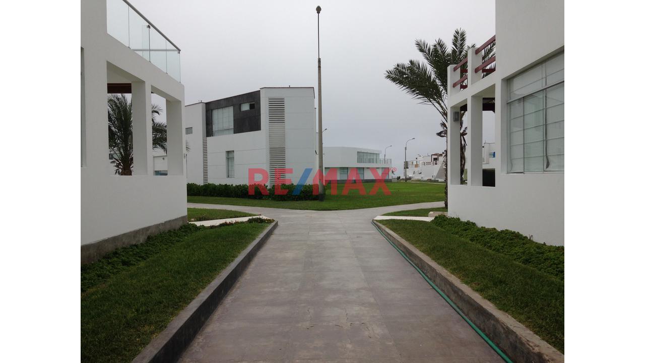 Vendo Casa De Playa Con Piscina Y Diseño Exclusivo En Condominio Moravia 1 - 5