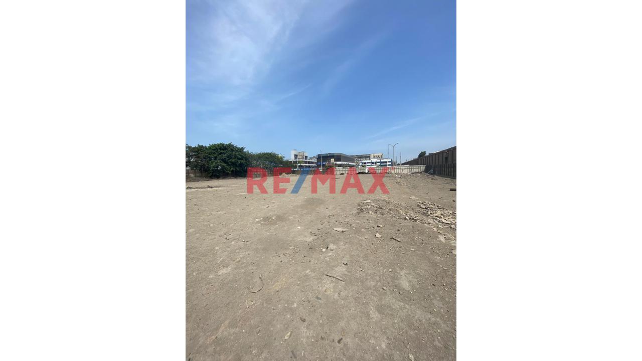 Se Vende Estratégico Terreno Industrial Con Un Area De 4500 Mt - Frente Al Aereopuerto Internacional Jorge Chavez Callao - 16