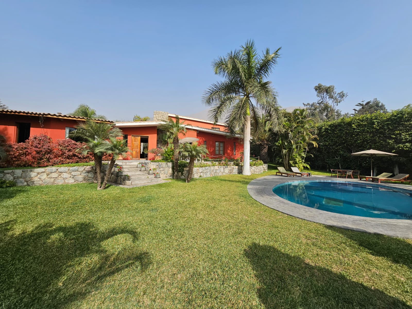 Se Vende Linda Casa De Campo En Urb. Califonia Chaclacayo - 1