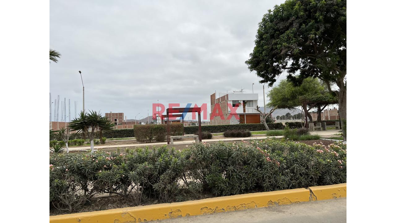 Vendo Terreno Urbano Al Costado De Parque Urb. La Alameda Lima Sur, Iii Etapa, En Chilca, Cañete - 11