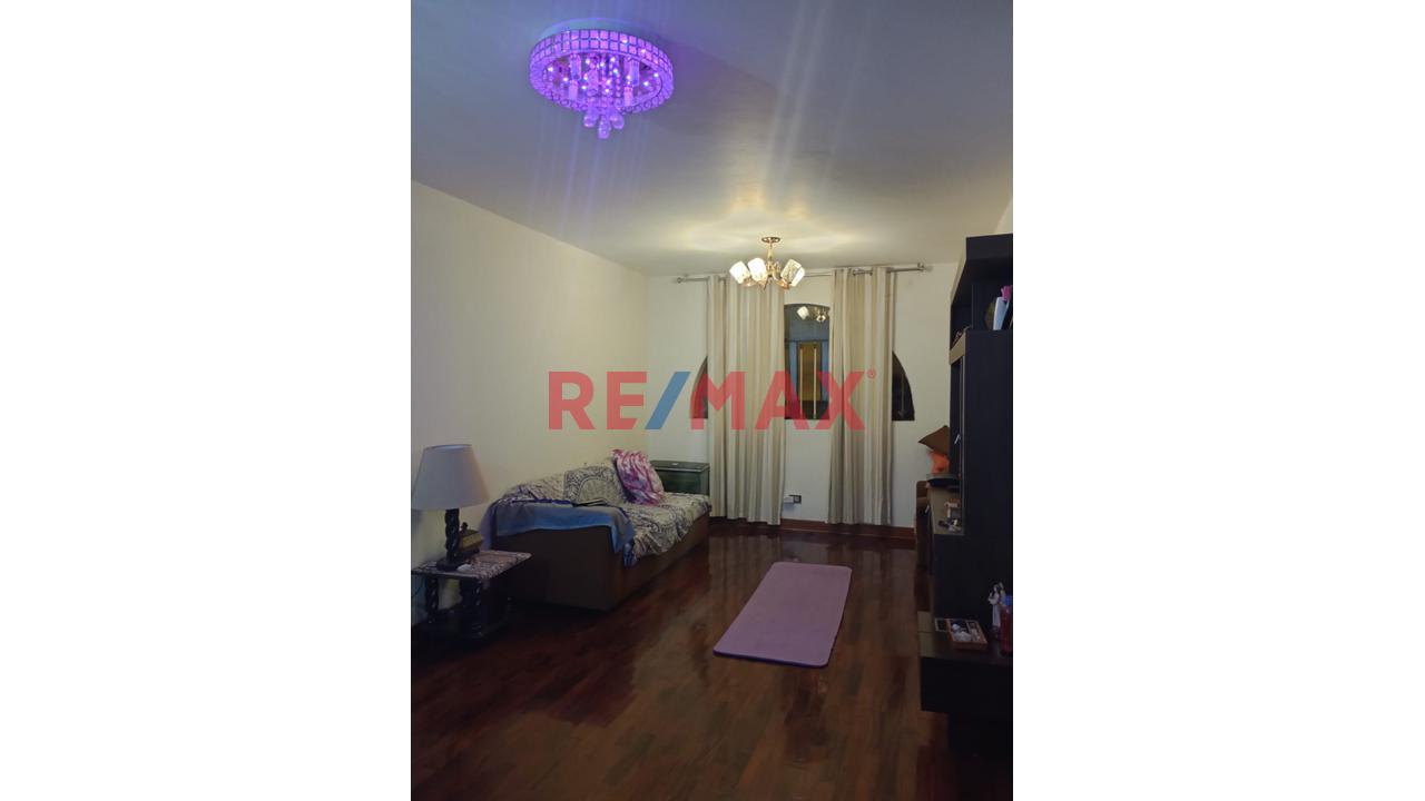 Se Vende Departamento En Primer Piso 170M2  - Urb. Las Praderas De La Molina — foto 2