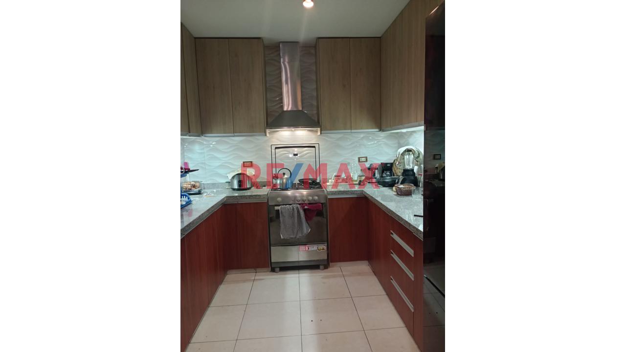 Se Vende Departamento En Primer Piso 170M2  - Urb. Las Praderas De La Molina — foto 6