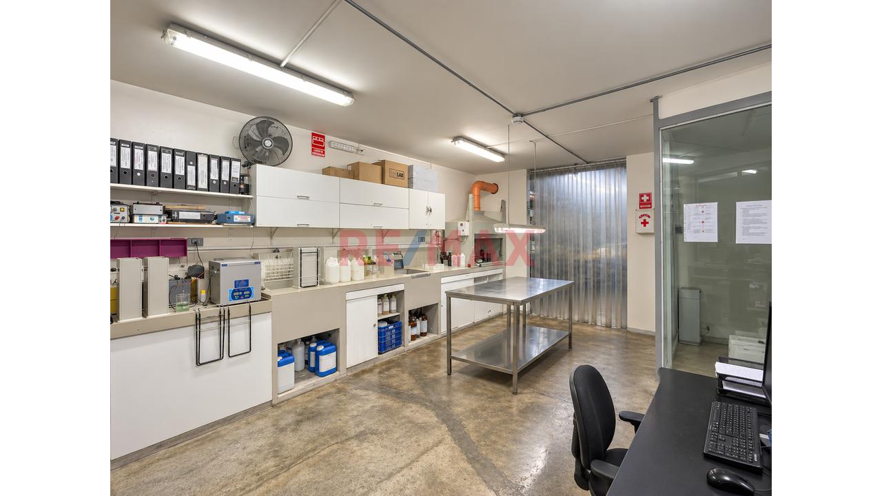Local Industrial En Venta En San Luis – I2 | 927 M² De Terreno | 2,712 M² Construidos | Planta Implementada - 20