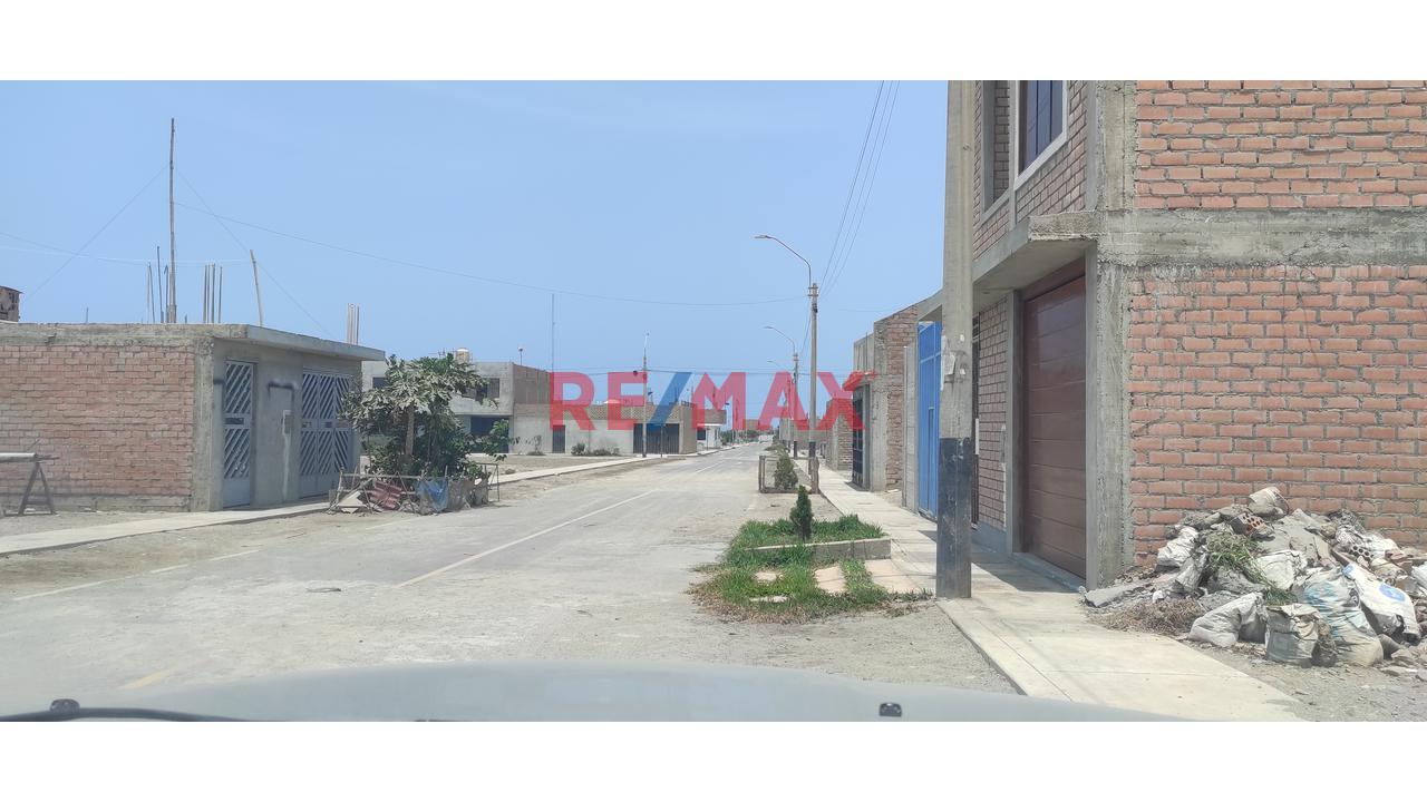 Venta De Terreno En Brisas De Barranca - 12