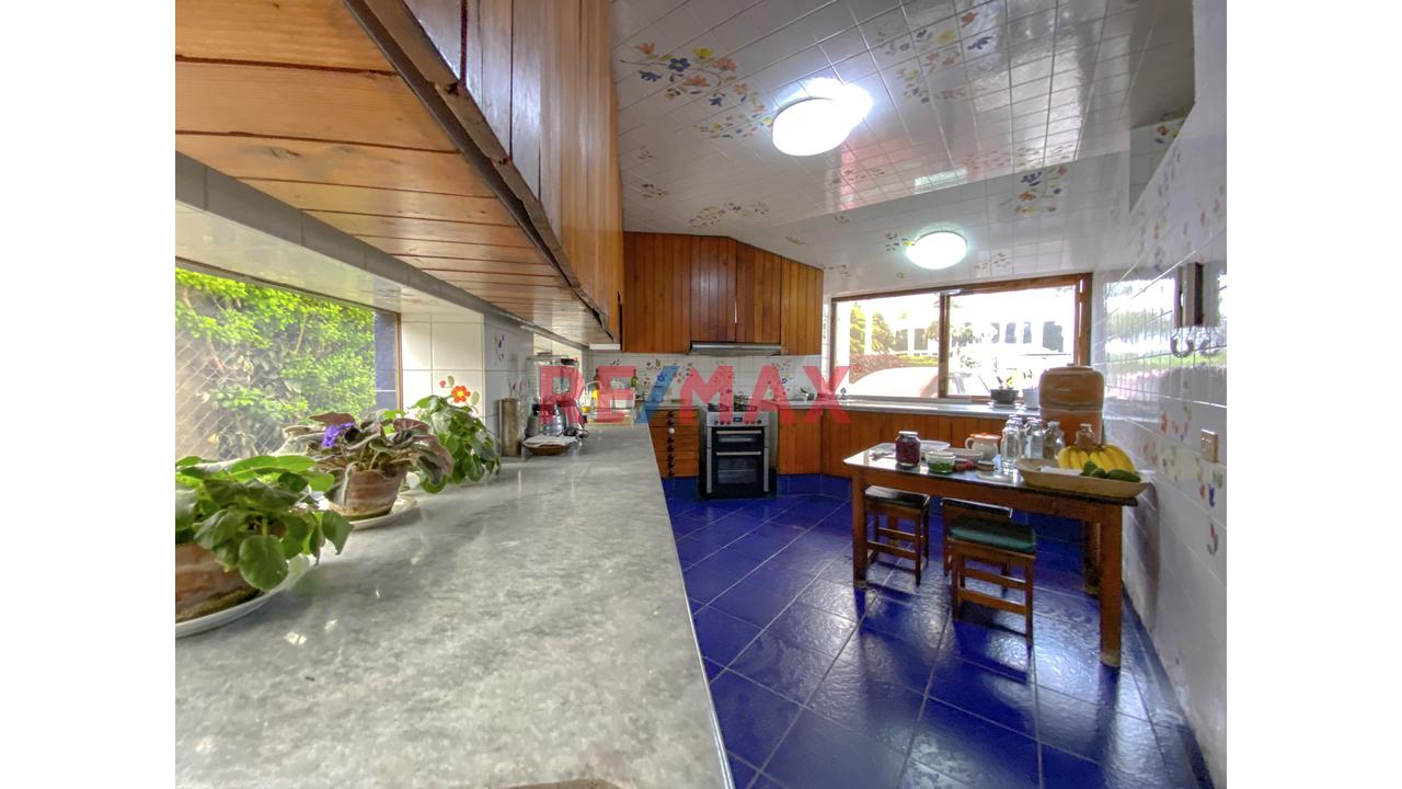 Se Vende Casa Como Terreno En Urb. El Haras, La Molina 1,349 M2 — foto 13