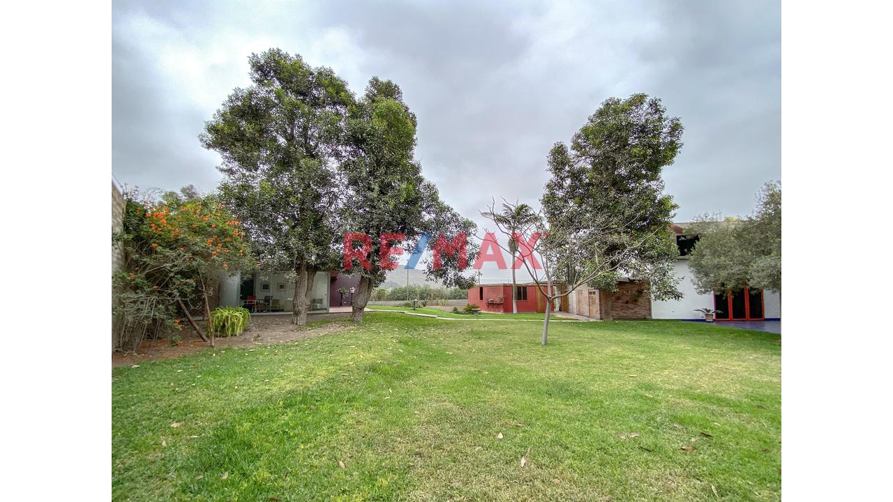 Se Vende Casa Como Terreno En Urb. El Haras, La Molina 1,349 M2 — foto 15