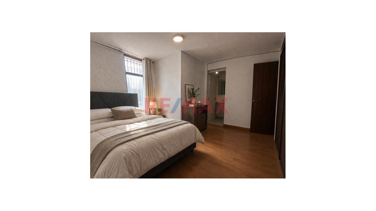 Casa  Venta En Surco Ubicada En Jr. Los Morochucos 100 Urb. Sta. Constanza Precio $780,000 At 400M2. - 13