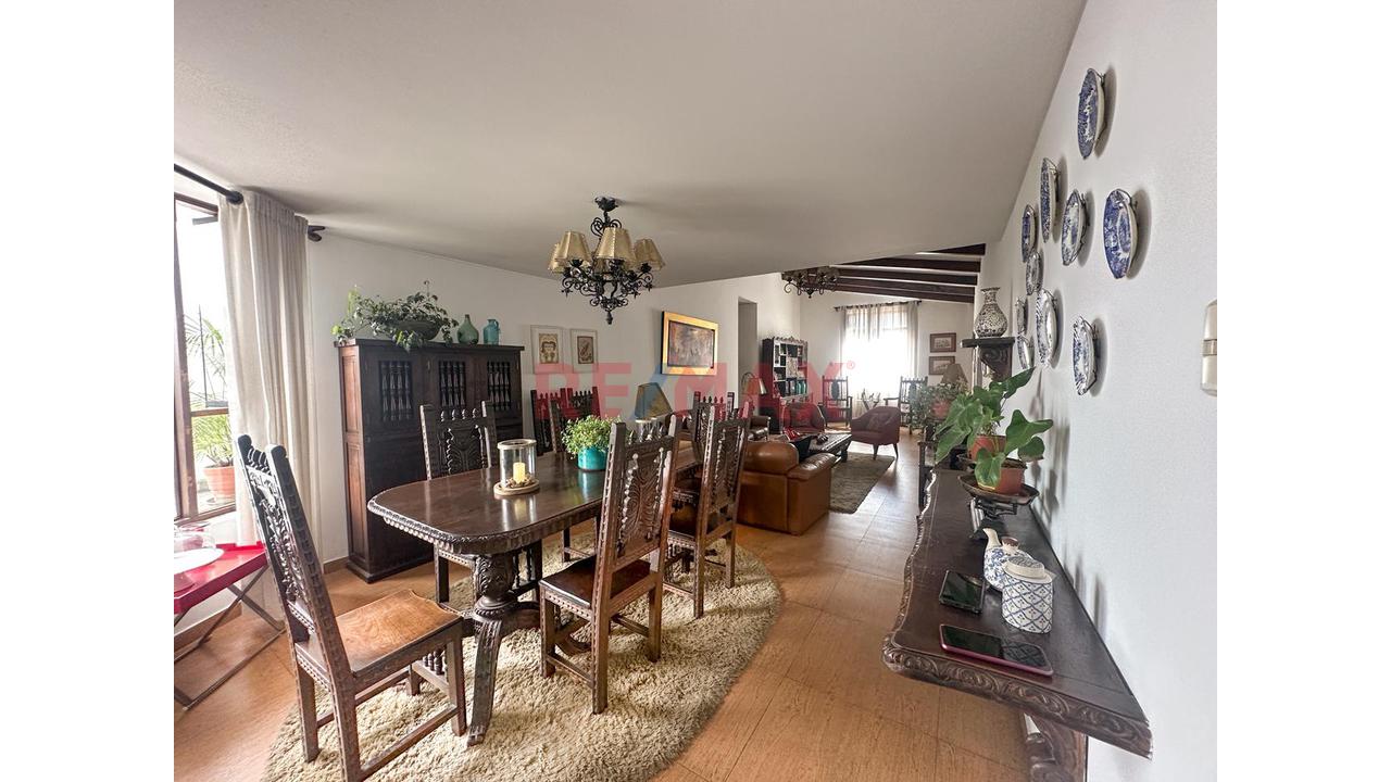 Casa  Venta En Surco Ubicada En Jr. Los Morochucos 100 Urb. Sta. Constanza Precio $780,000 At 400M2. - 3