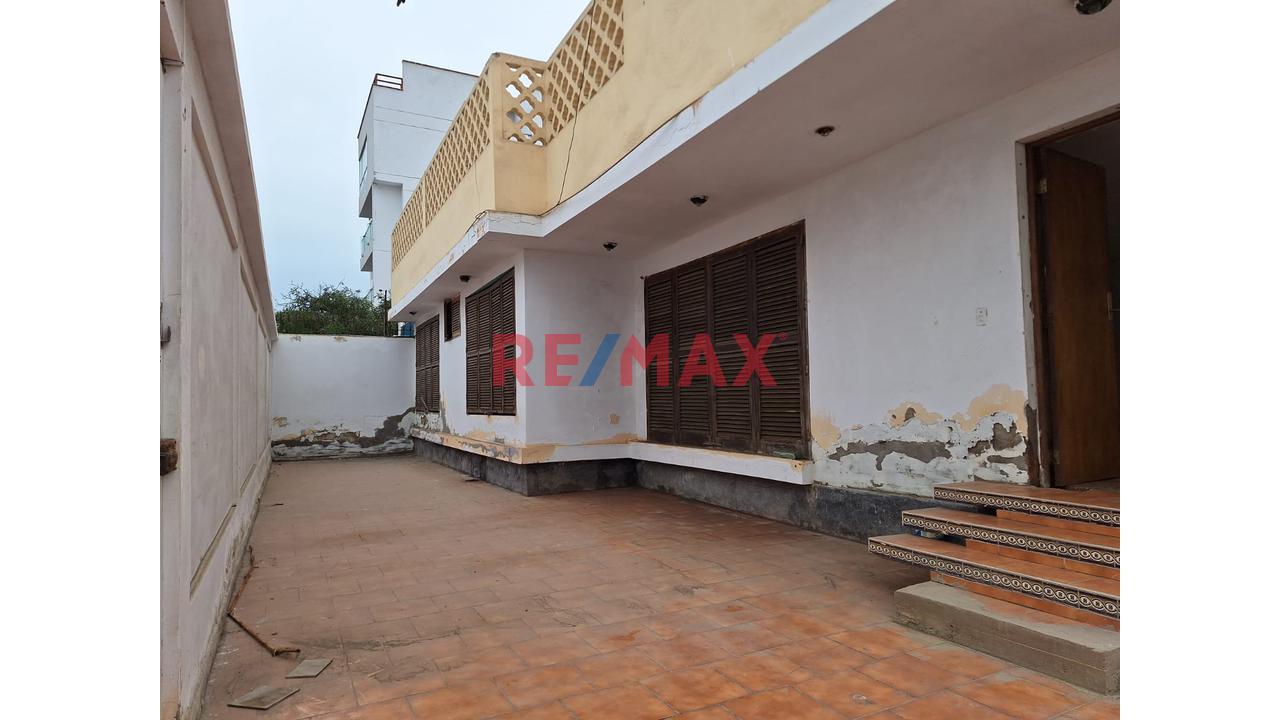 Se Vende Terreno En Esquina En San Bartolo - 11