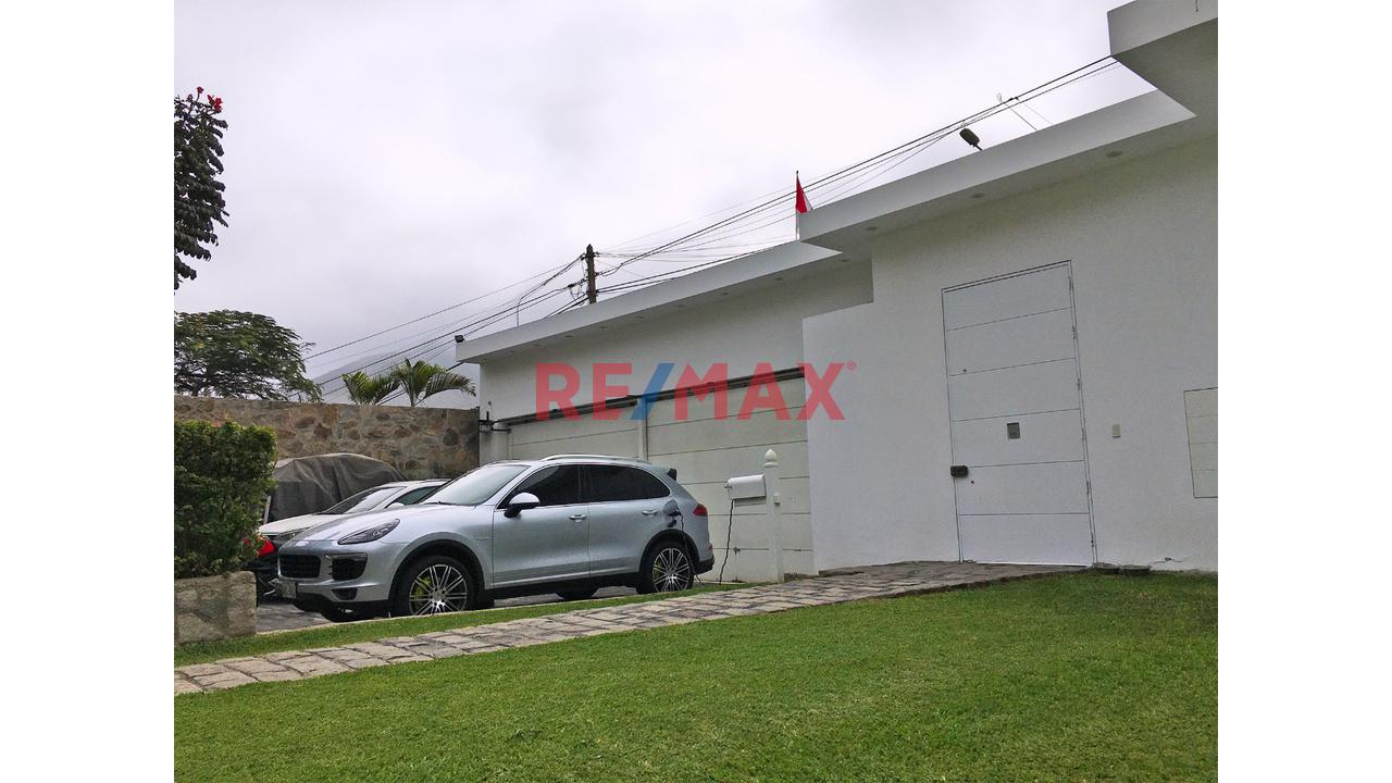 Vendo Casa Exclusiva En Urb.La Planicie (El Refugio) La Molina — foto 9