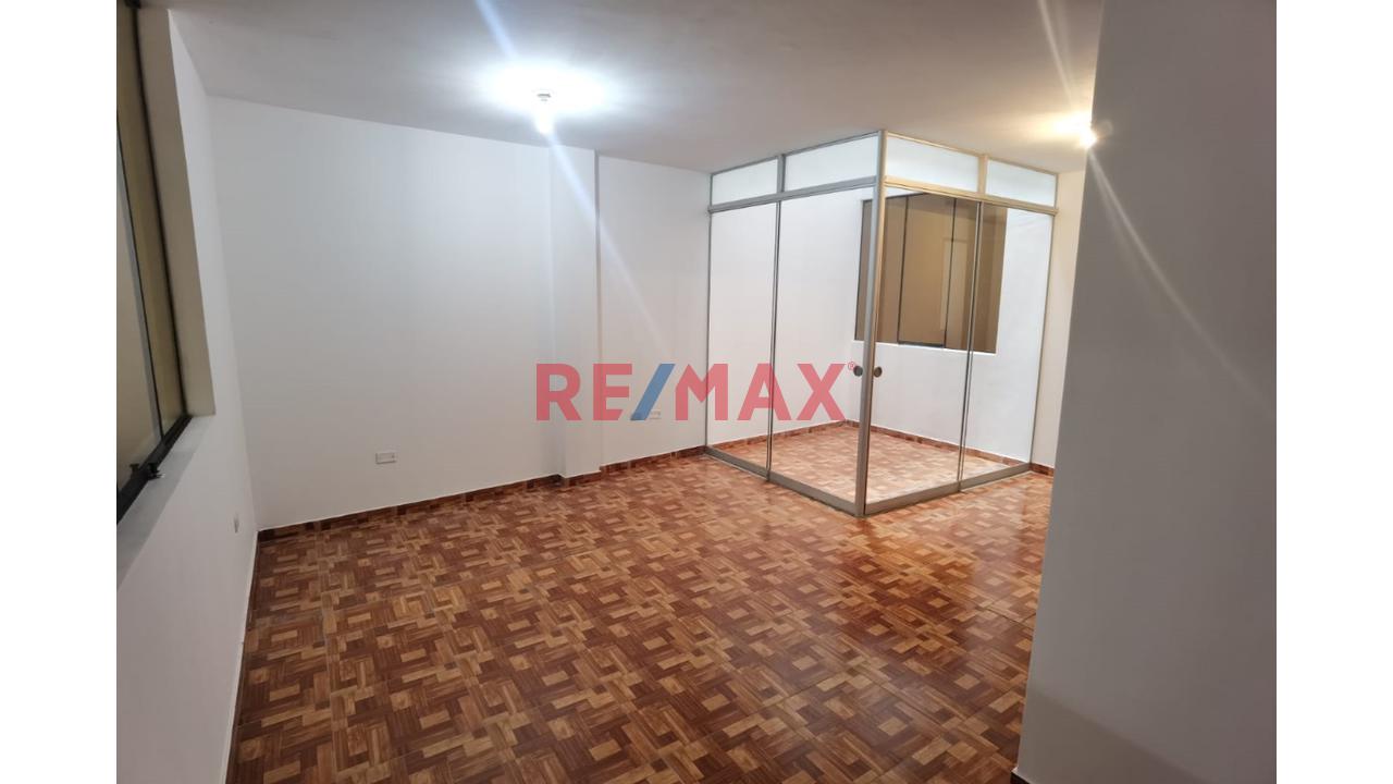 Vendo Departamento De 67M2 En Urb. San Pedro - Carabayllo - 1 — foto 5