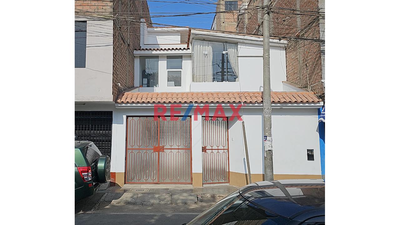 Venta De  Casa Para Inversionistas En San Martin De Porres