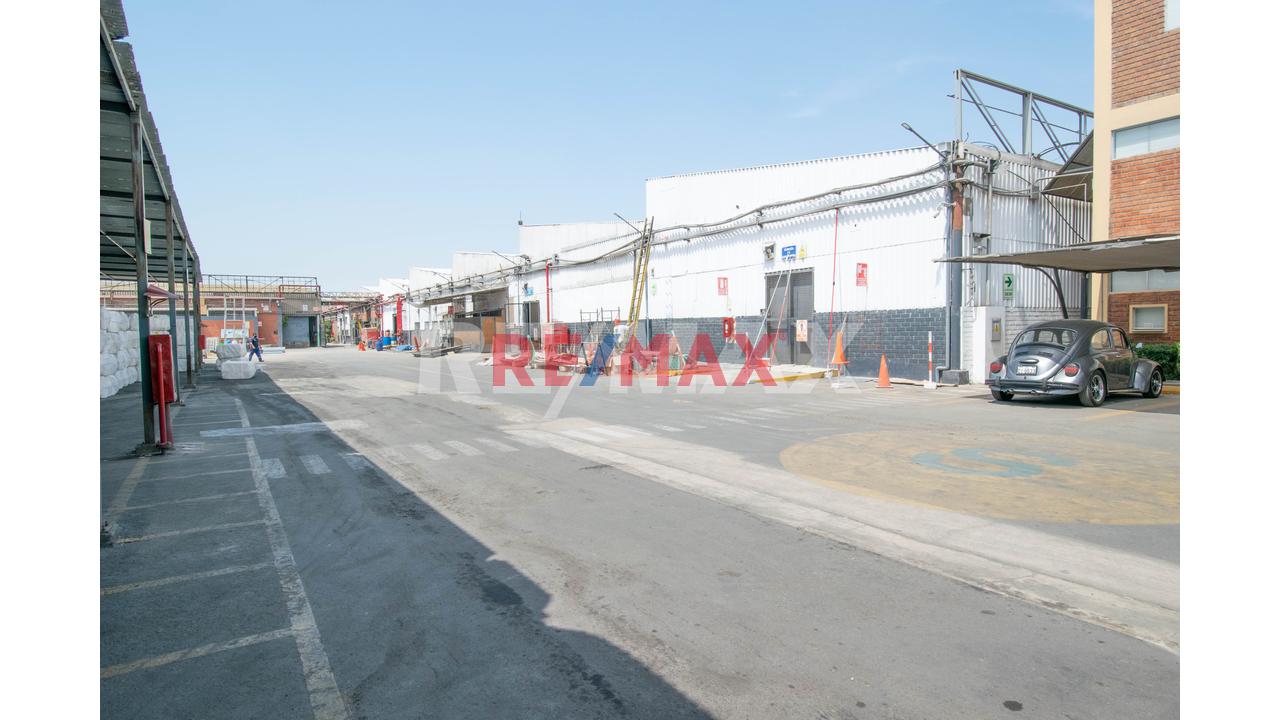 Alquiler De Amplio Local Industrial En El Cercado De Lima De Área 670 M2 - 15