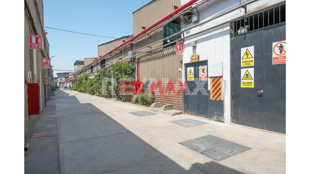Alquiler De Amplio Local Industrial En El Cercado De Lima De Área 670 M2 - 18