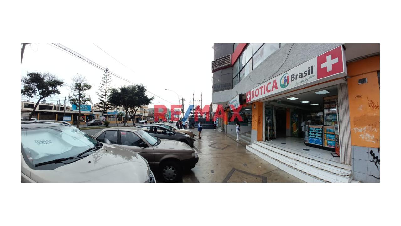 Alquiler Local Comercial 1Er Piso Frente Al Hospital Santa Rosa