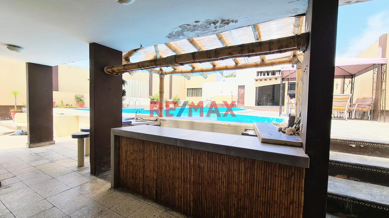 Se Vende Hermosa Y Amplia Casa Frente Al Mar En Punta Negra - 9