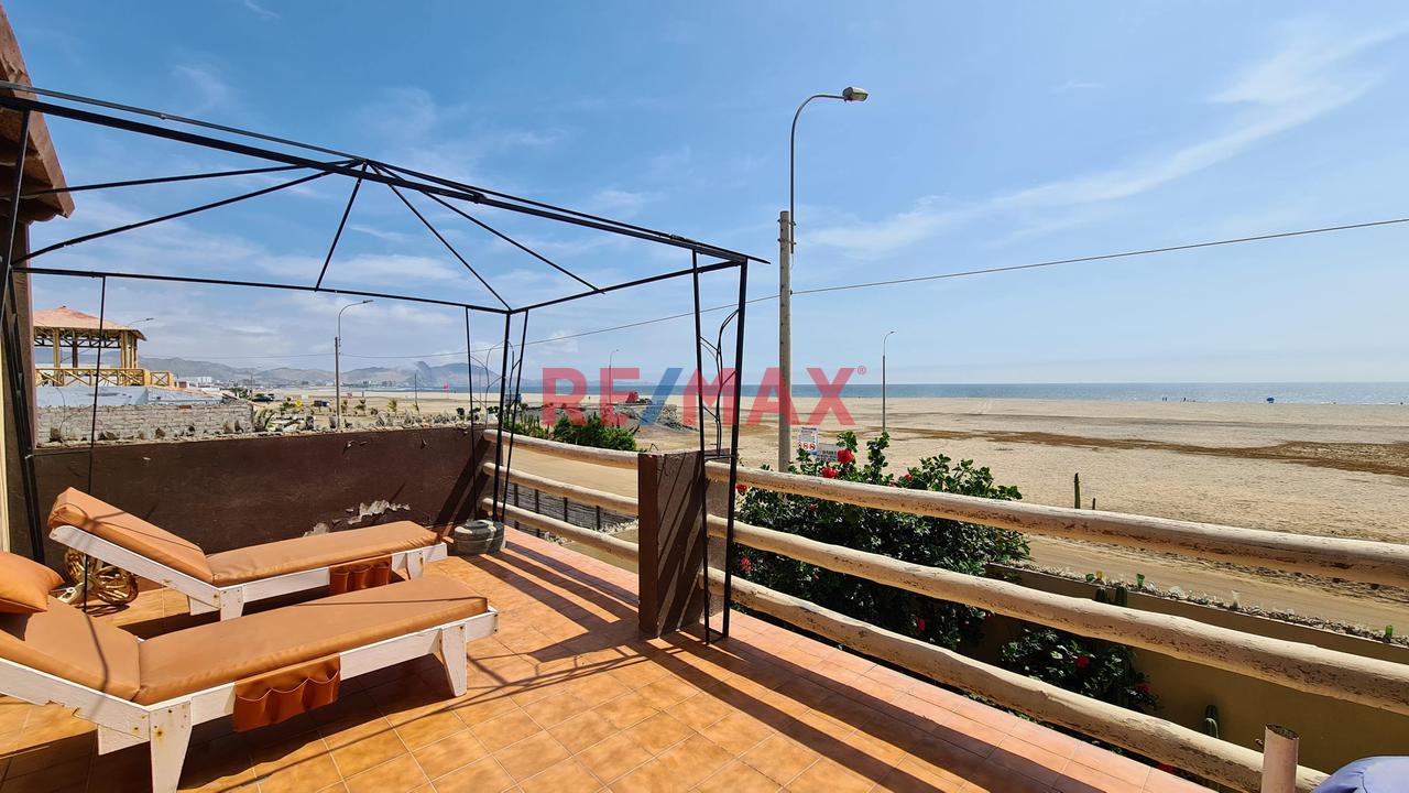 Se Vende Hermosa Y Amplia Casa Frente Al Mar En Punta Negra - 21