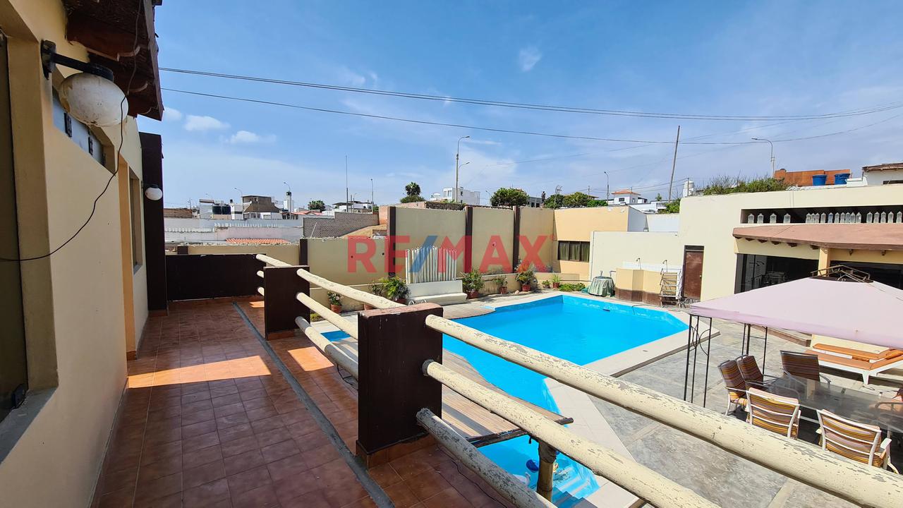Se Vende Hermosa Y Amplia Casa Frente Al Mar En Punta Negra - 20