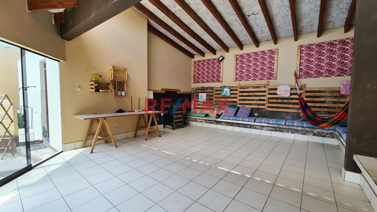 Se Vende Hermosa Y Amplia Casa Frente Al Mar En Punta Negra - 13
