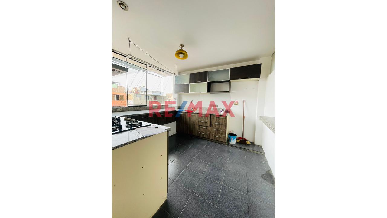 Venta De Hermoso Departamento Con Lindos Acabados Con Vista Al Parque — foto 2