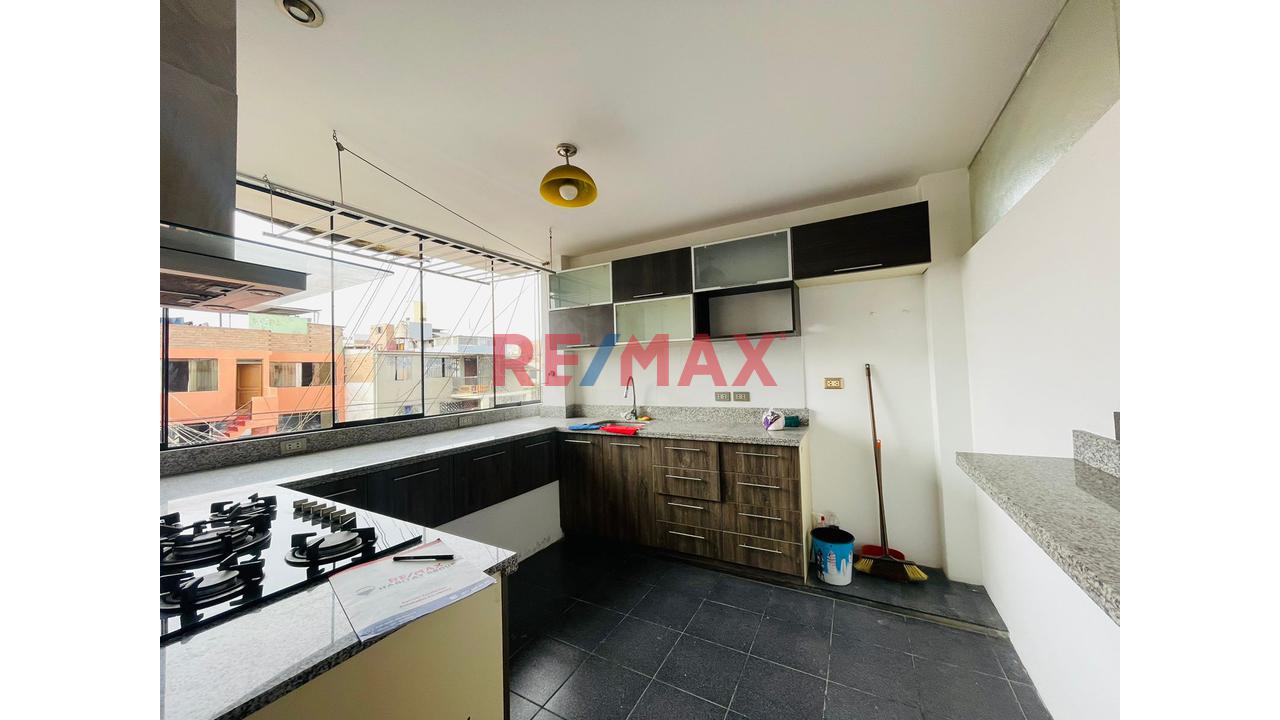 Venta De Hermoso Departamento Con Lindos Acabados Con Vista Al Parque - 18