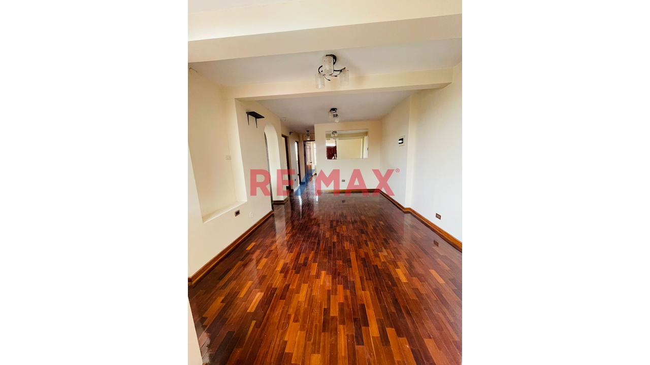 Venta De Hermoso Departamento Con Lindos Acabados Con Vista Al Parque — foto 8