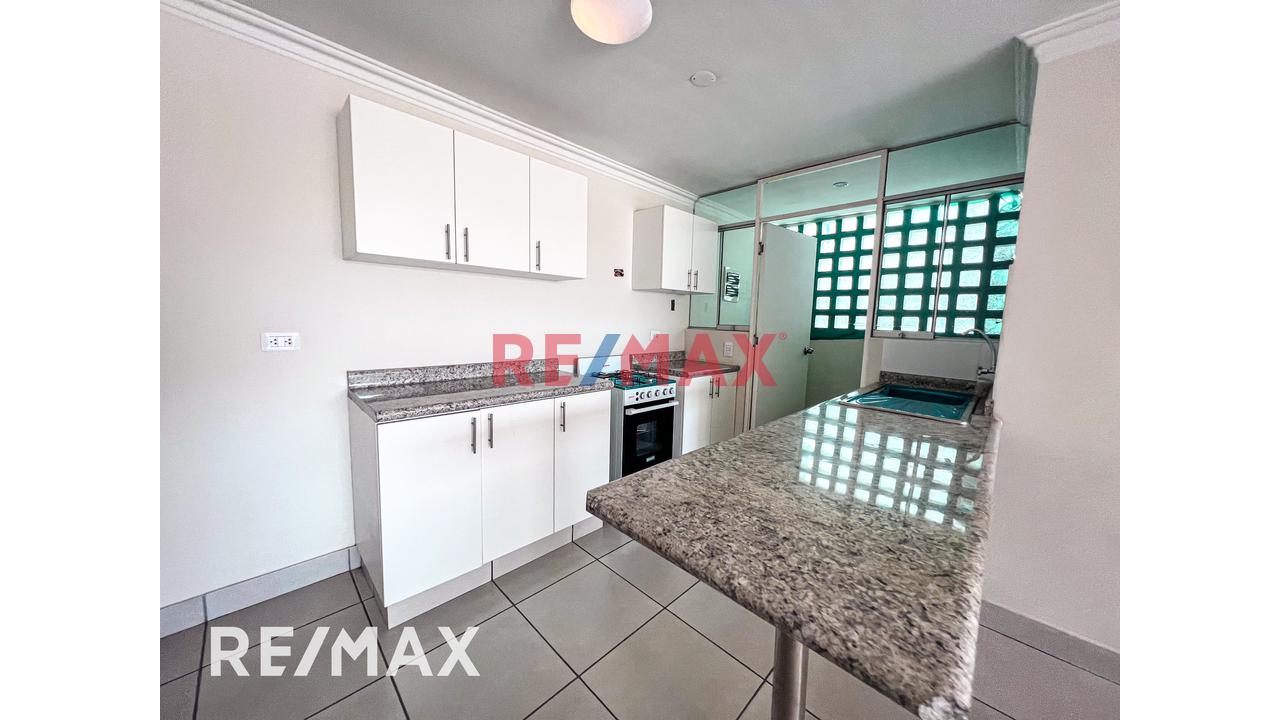 Departamento De Estreno 4To Piso En Venta - 4
