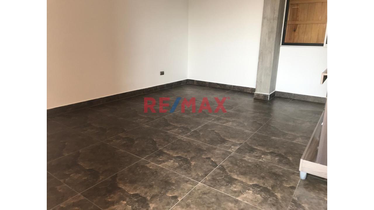 Venta De Hermosa Casa En Esquina En Punta Negra, Calle Los Corales - 4