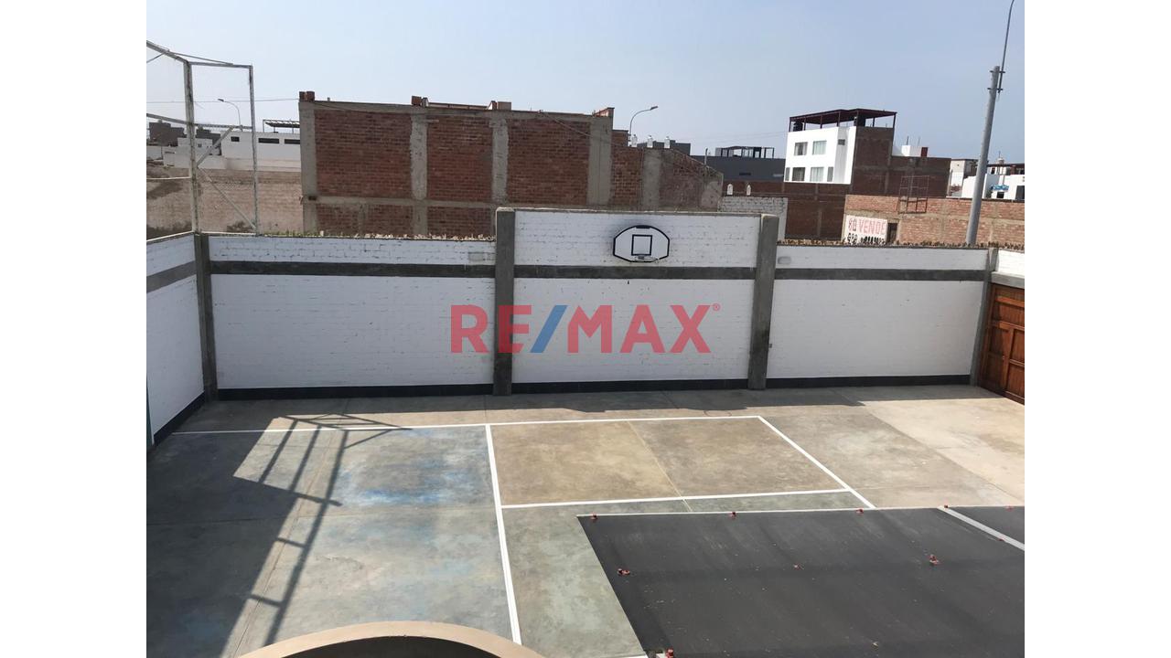 Venta De Hermosa Casa En Esquina En Punta Negra, Calle Los Corales - 13