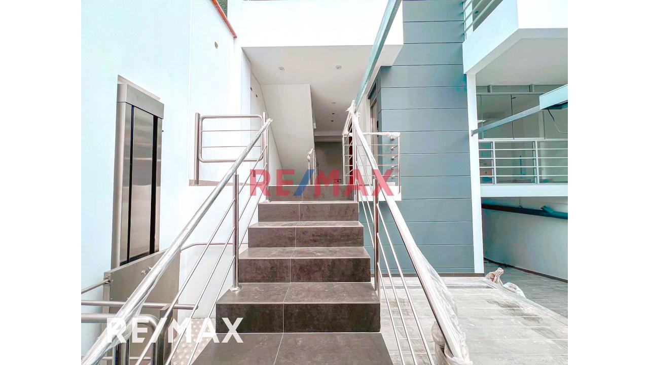 Exclusivo Departamento Duplex | Estreno, Moderno Y Espacioso | Cerca A Plaza San Miguel - 8