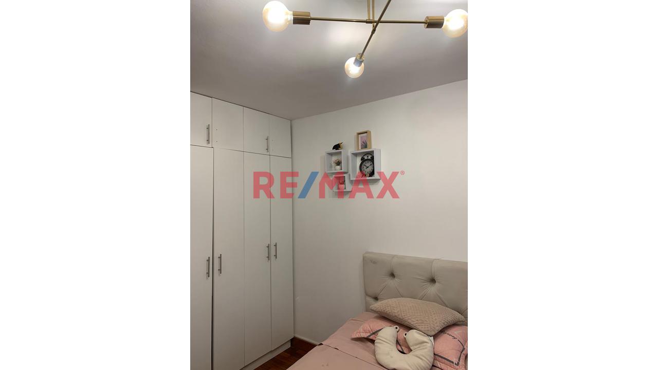 Vendo Departamento En 1Er Piso Con Cochera En Salamanca De Monterrico Distrito De Ate — foto 6