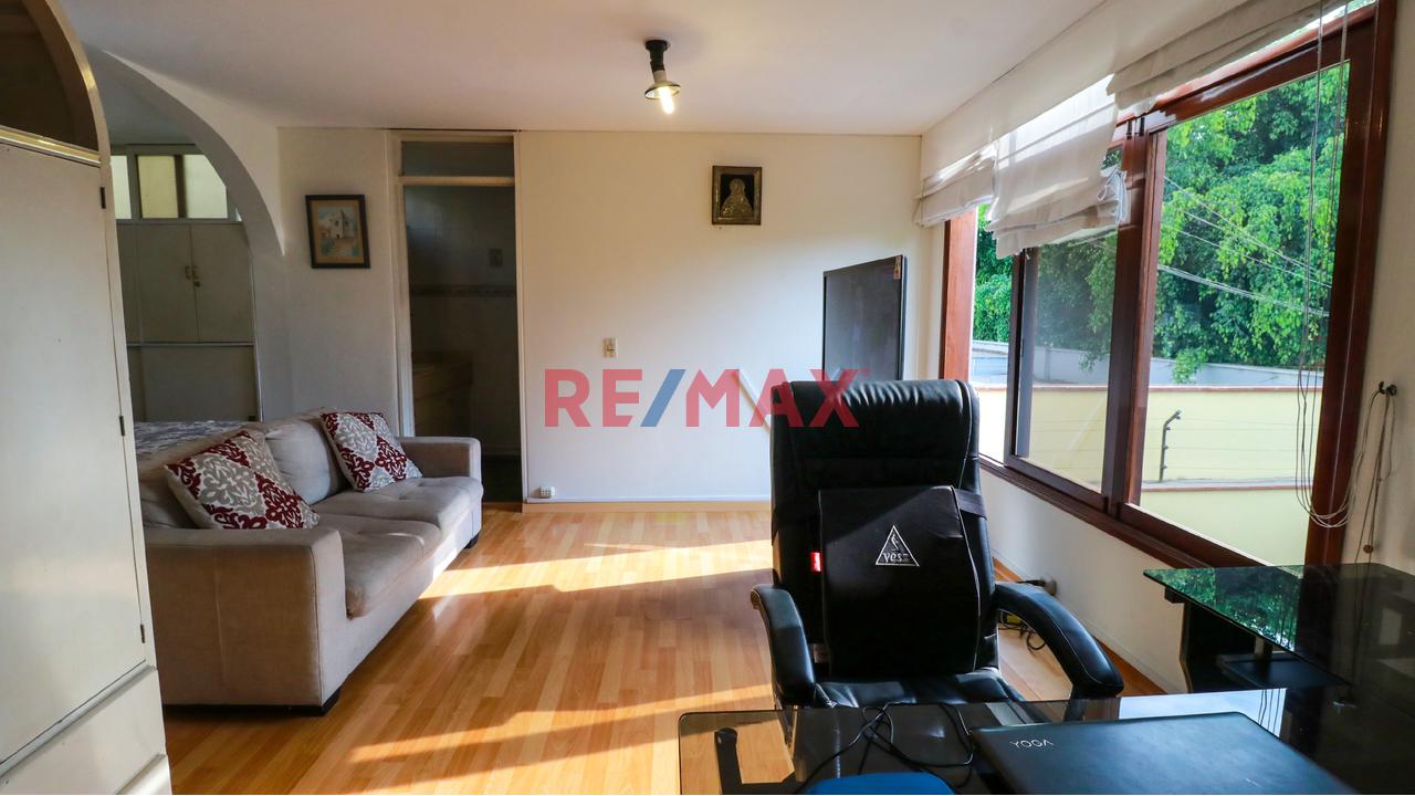 Vendo Hermosa Y Amplia Casa En La Mejor Zona De San Isidro 🏡 - 6