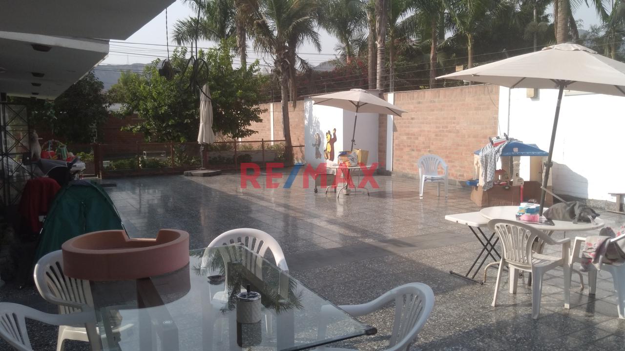 Gran Oportunidad De Vivir En La Molina. Se Vende Casa Con Excelente Ubicación. - 13