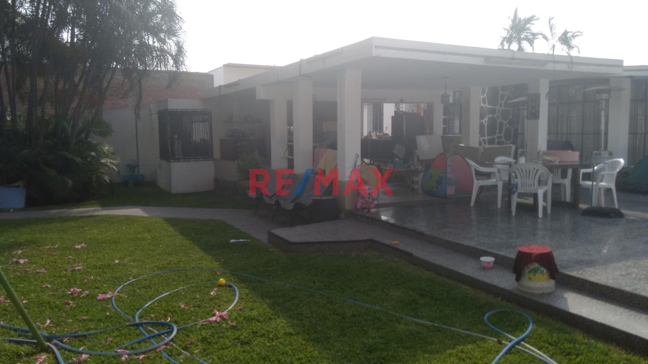 Gran Oportunidad De Vivir En La Molina. Se Vende Casa Con Excelente Ubicación. - 7