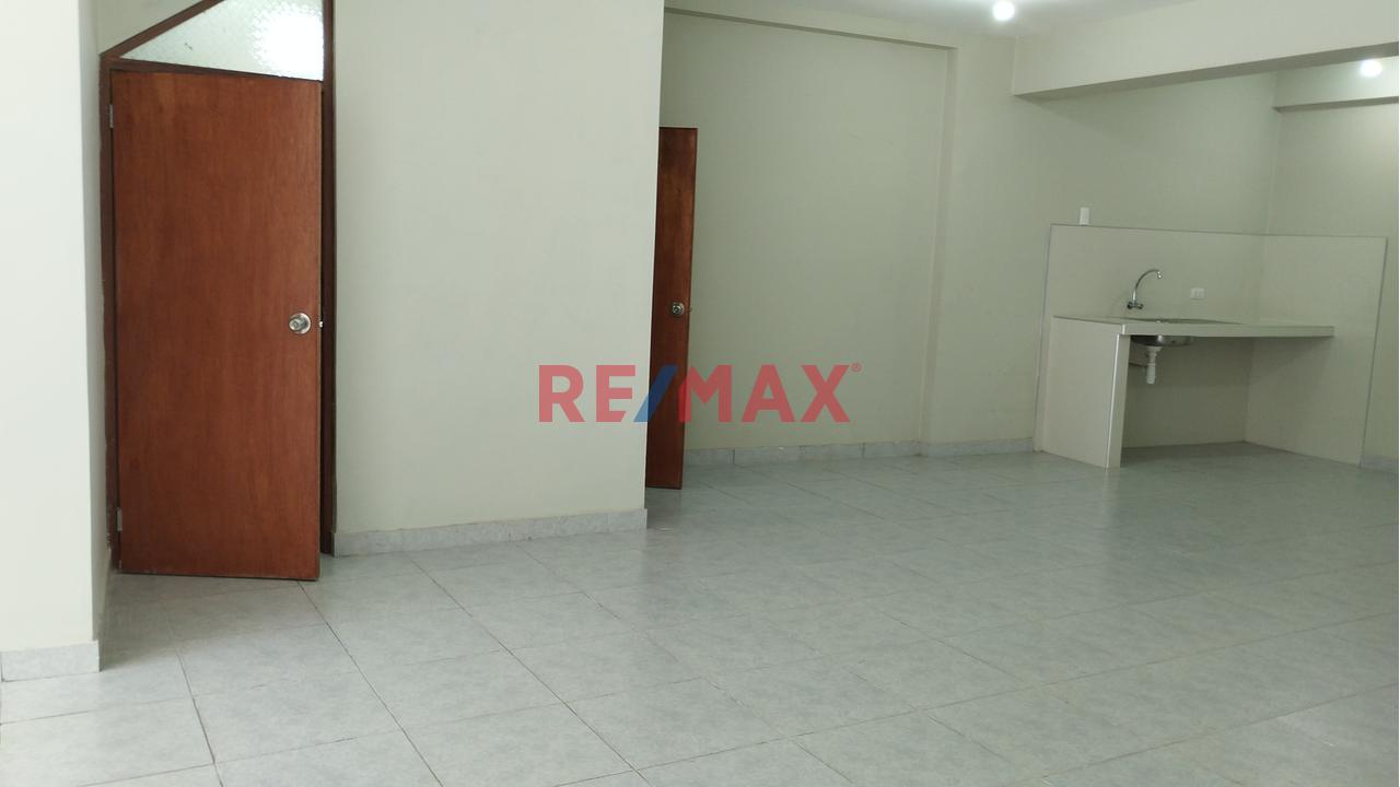 Alquiler Local Comercial - Para Todo Tipo De Negocio - 8