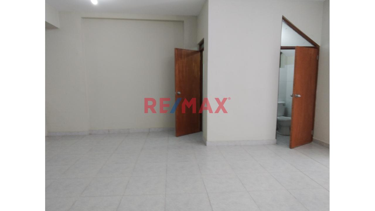 Alquiler Local Comercial - Para Todo Tipo De Negocio - 9