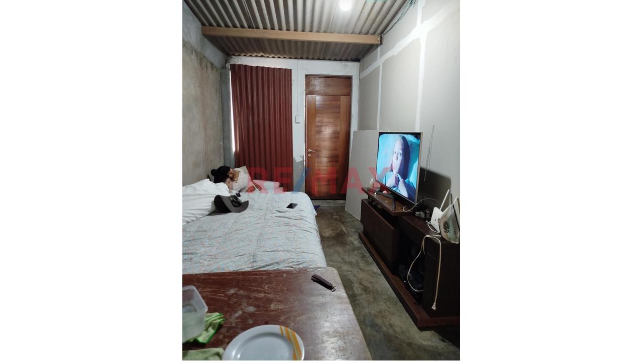 Se Vende Casa Como Terreno En Villa Solidaridad - San Juan De Miraflores - 3