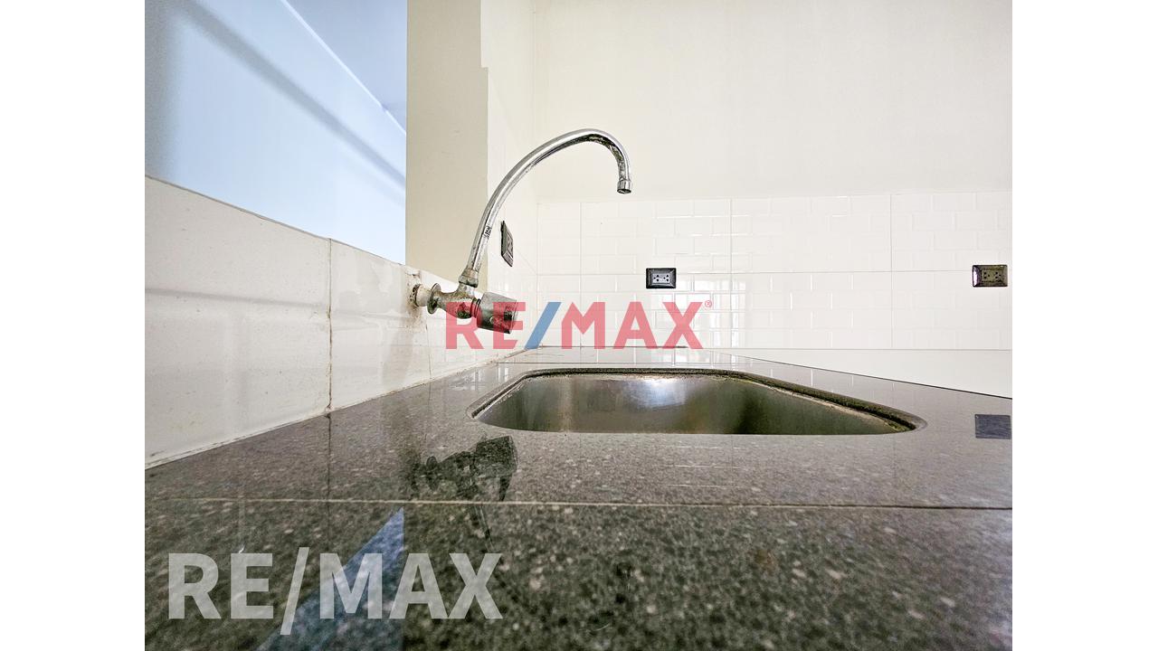 Venta De Lindo Y Acogedor Departamento Mas Aires En Comas — foto 9