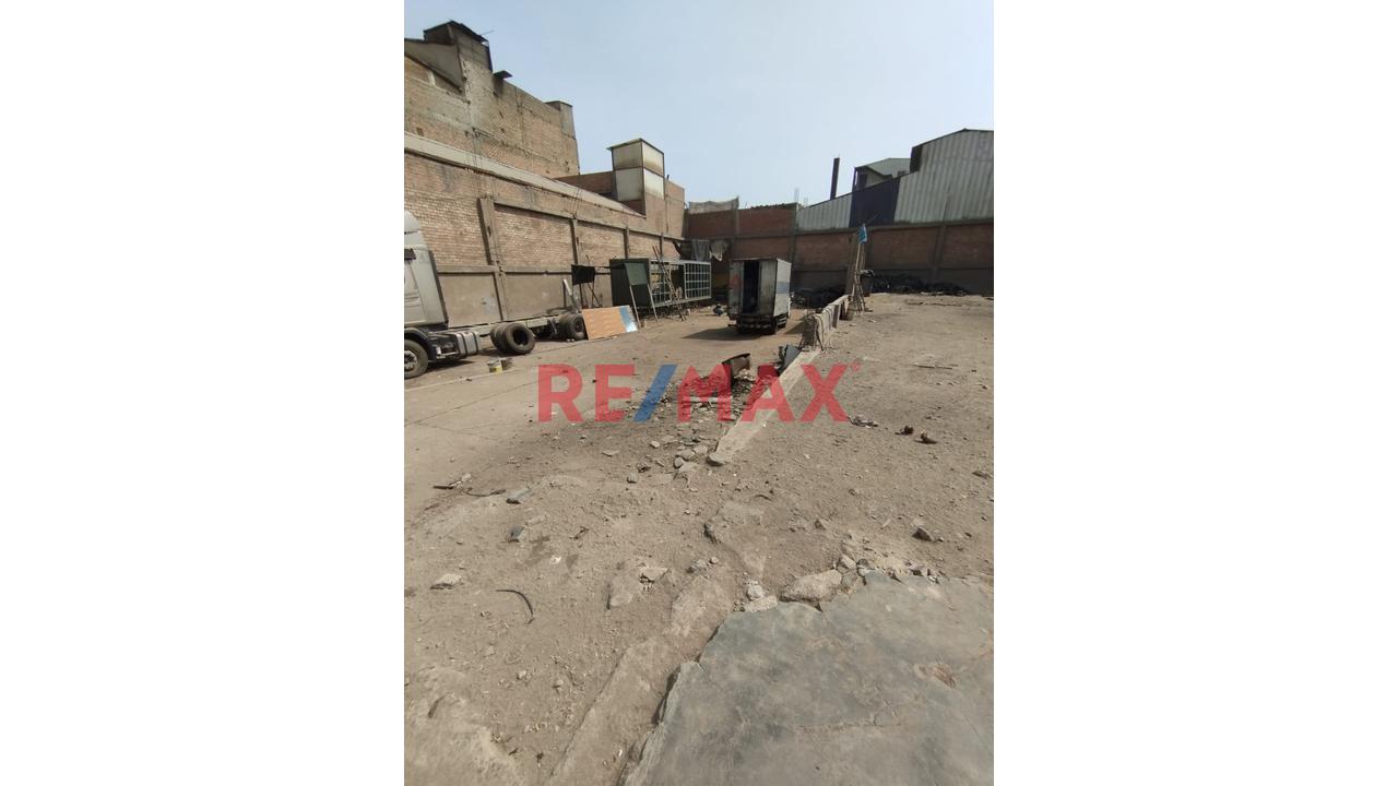 Se Vende Terreno Industrial En San Martin De Porres - 4