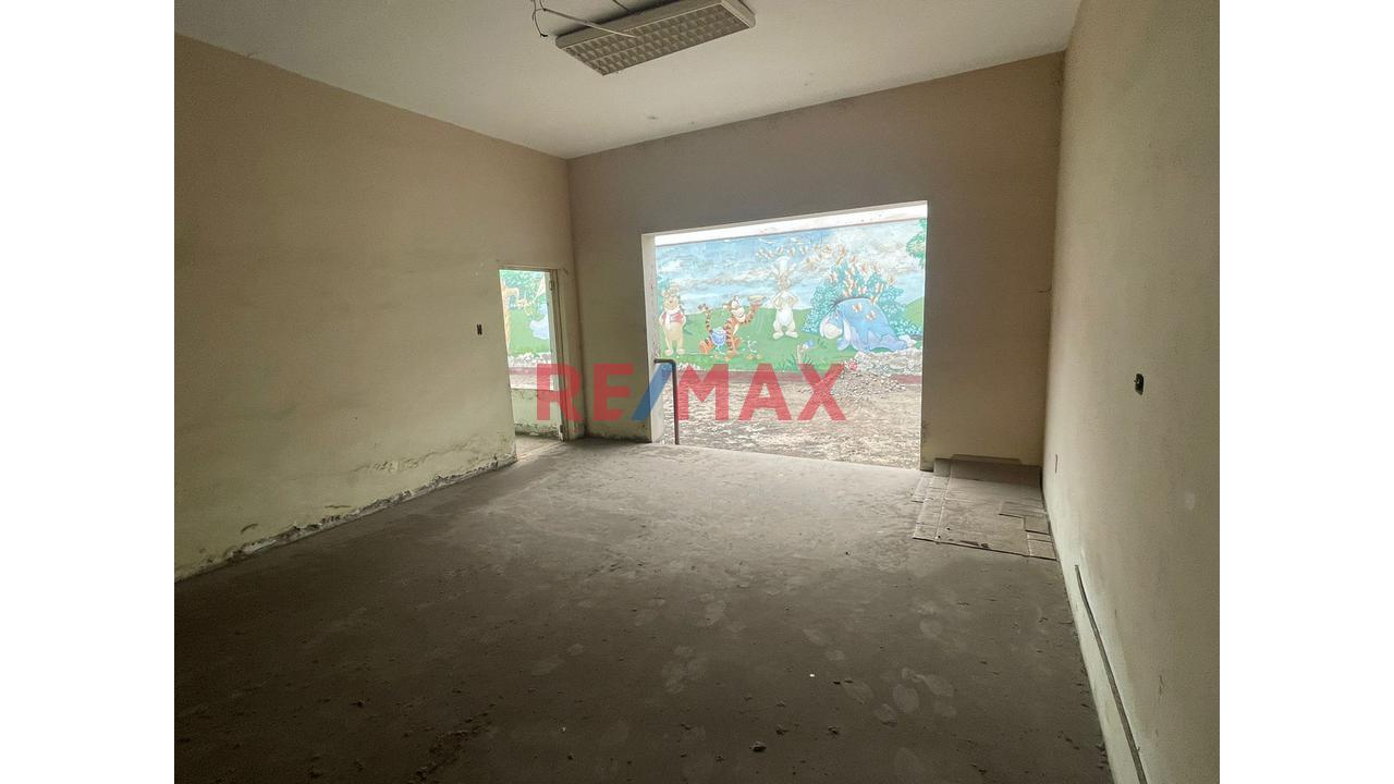 Se Alquila Casa Como Terreno En San Isidro - 15
