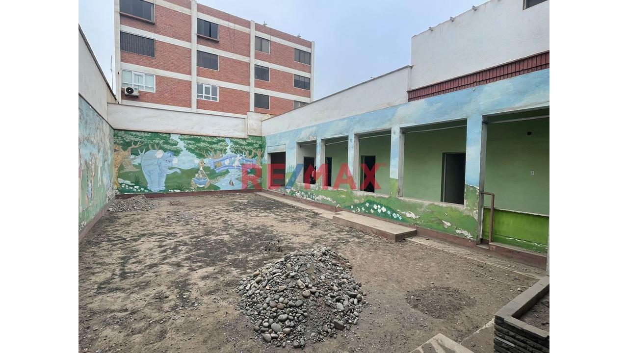 Se Alquila Casa Como Terreno En San Isidro - 7