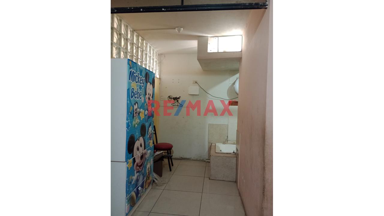 Gran Oportunidad Se Vende Casa 3 Pisos En Puente Piedra - 10