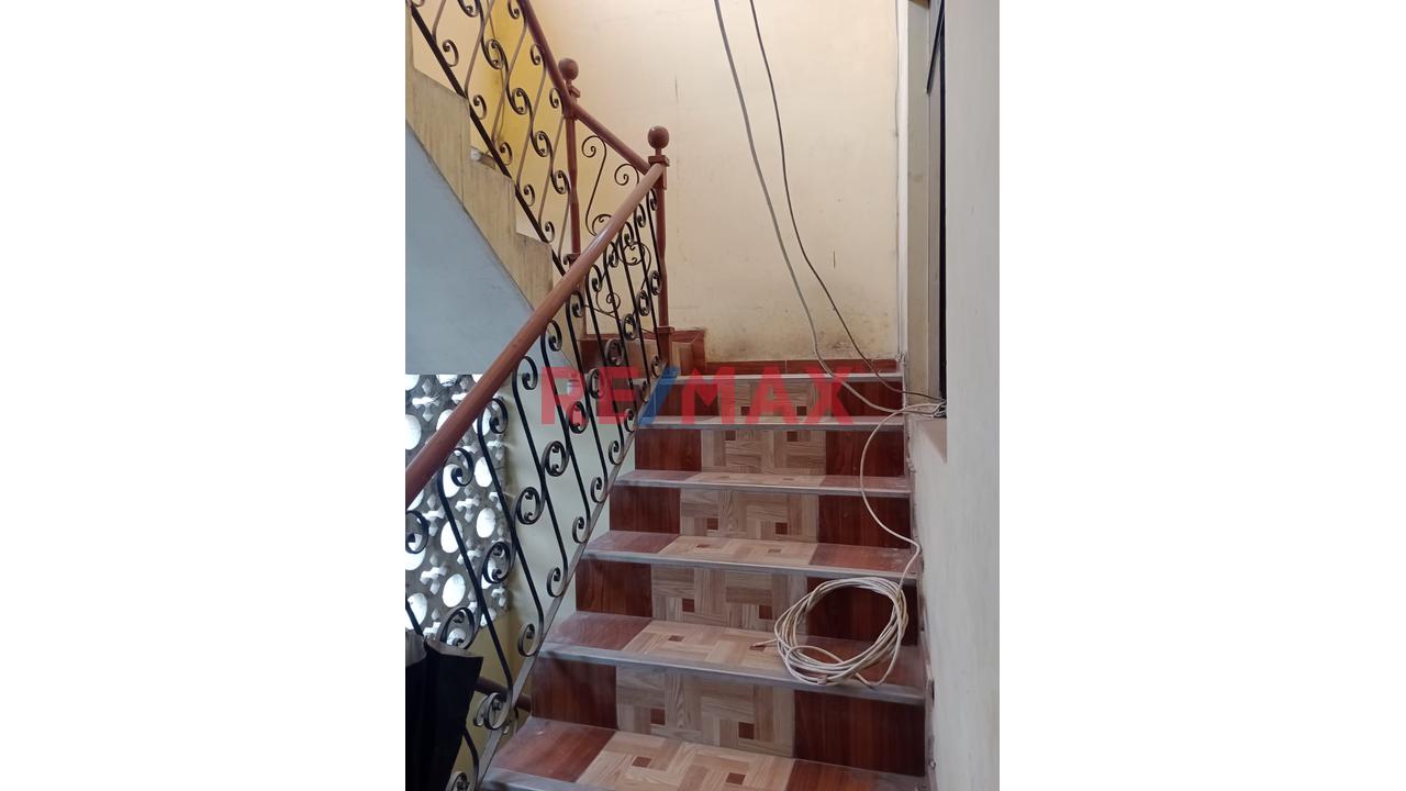 Gran Oportunidad Se Vende Casa 3 Pisos En Puente Piedra - 8