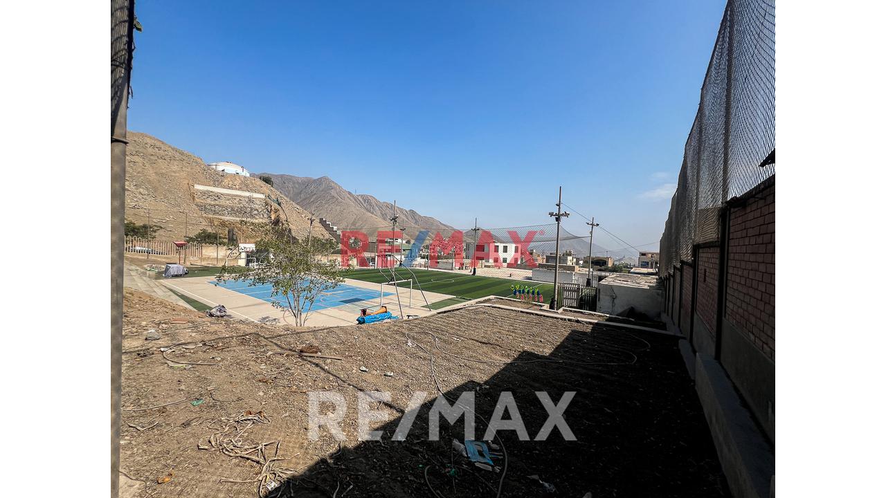 Vendo Amplio Terreno En La Molina 3,950 M2 - 13