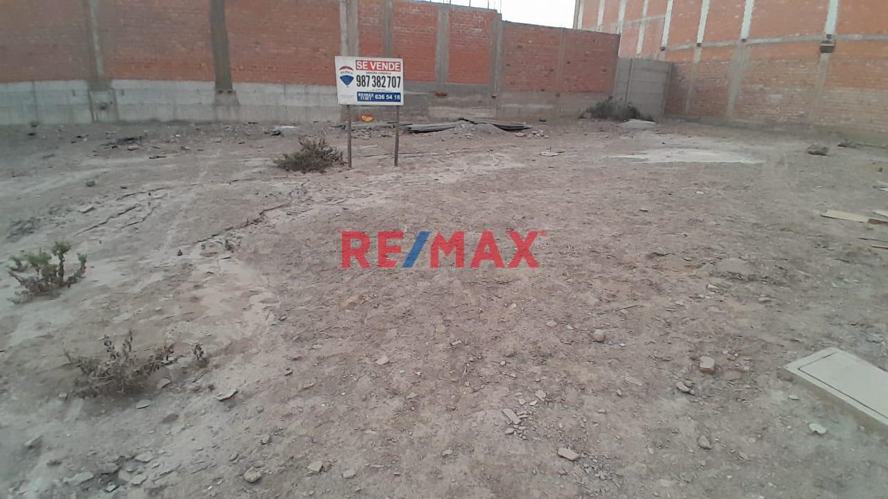 Se Vende Terreno En Urbanizacion Parque Real - Carabayllo