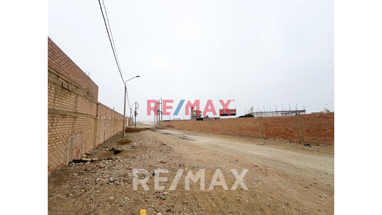 Alquiler De Terreno Industrial Zonificacion I3 1500 M2 En El Distrito De Ancón - 10