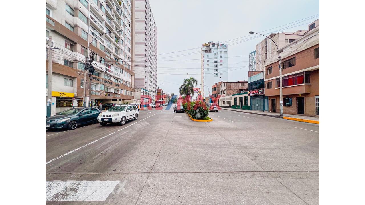 Local Comercial U Oficina En Alquiler | Esquina | Piso 2 Y 3 - 13