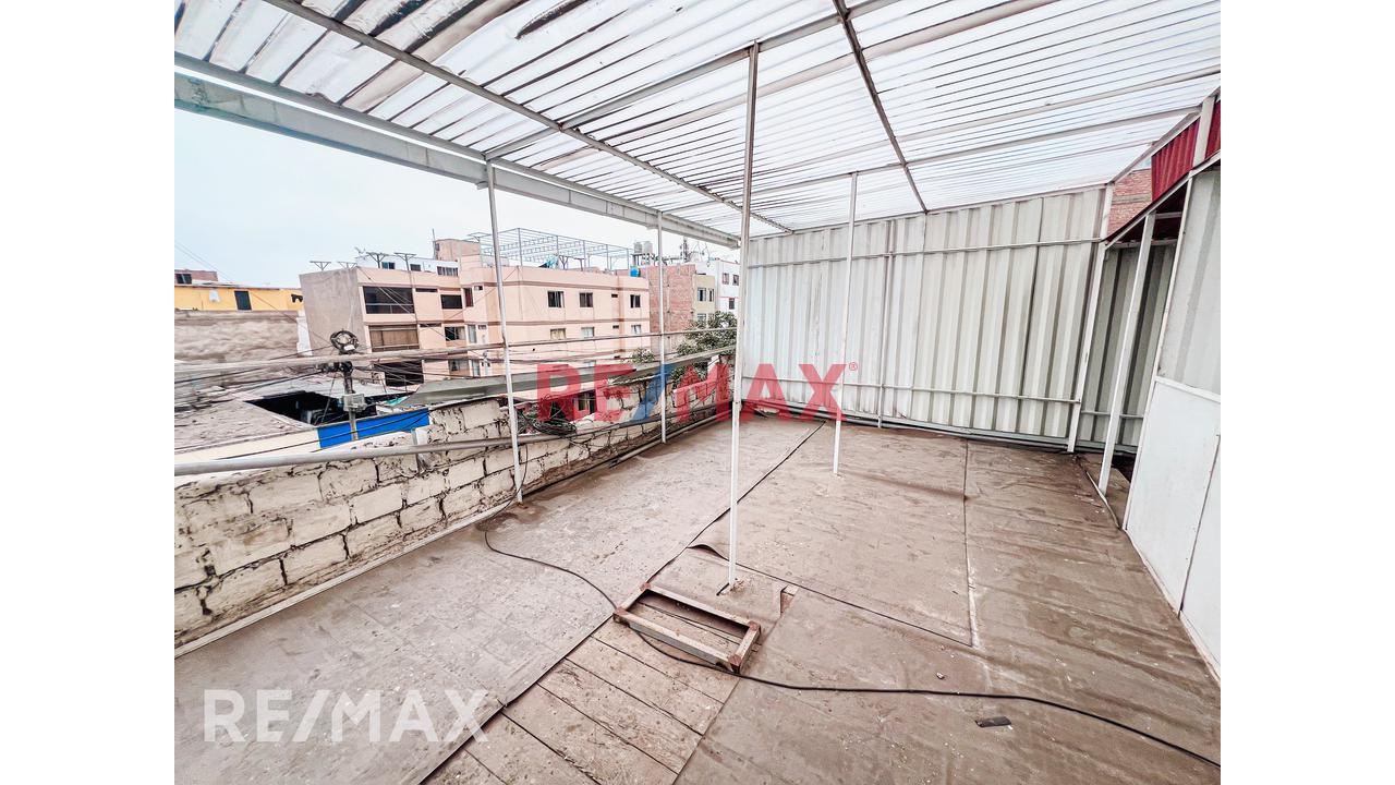 Local Comercial U Oficina En Alquiler | Esquina | Piso 2 Y 3 - 16